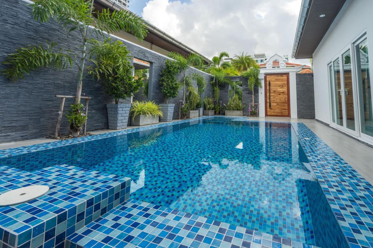 Majestic By Korawan Villa Pattaya Exterior foto