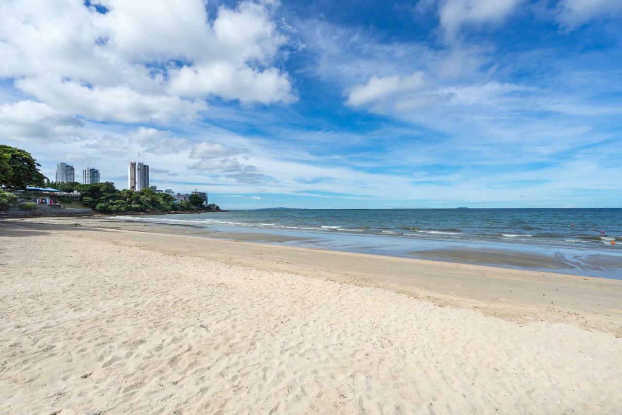 Majestic By Korawan Villa Pattaya Exterior foto