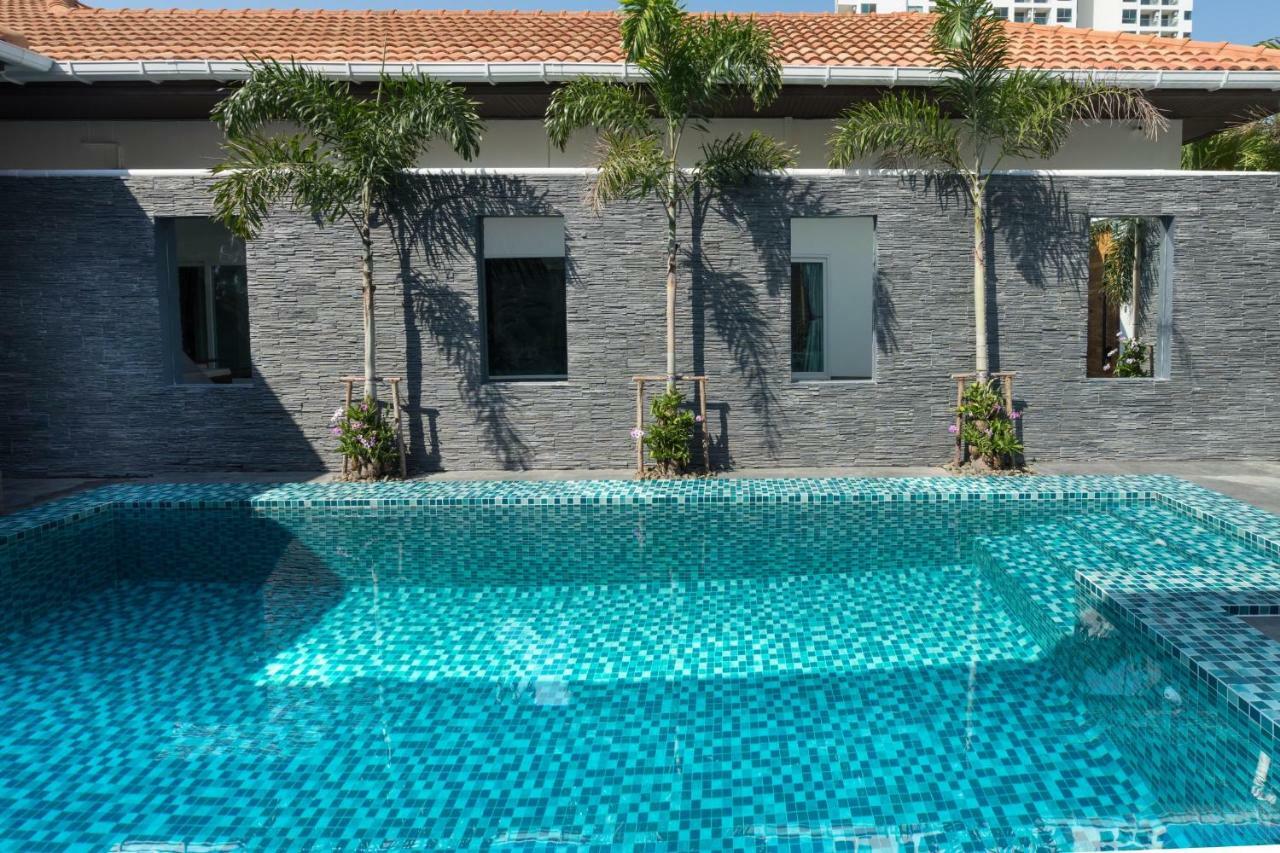 Majestic By Korawan Villa Pattaya Exterior foto